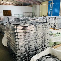 лят прожектор